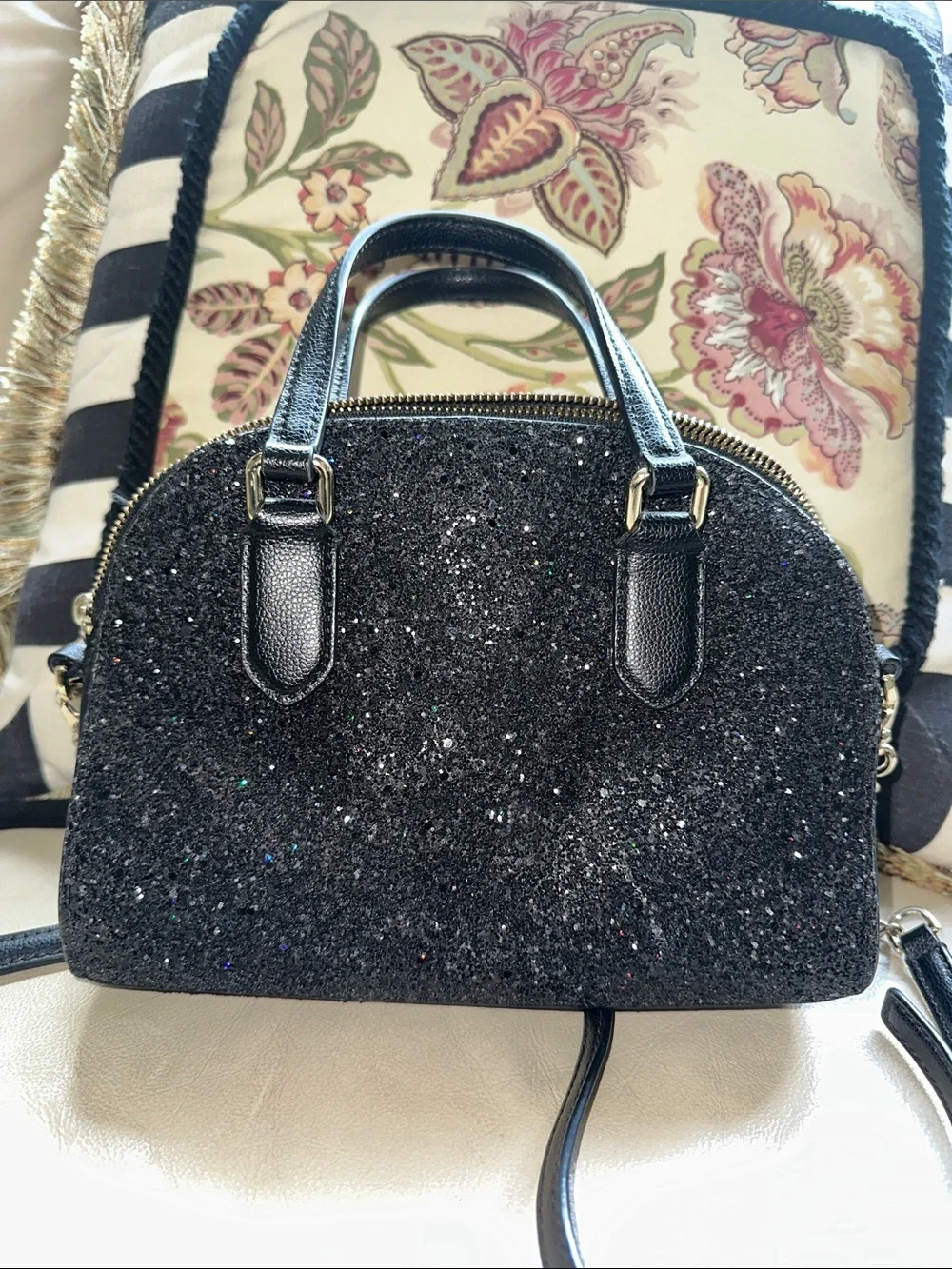 kate spade Black Glitter Mini Riley with Chain-Trim Strap ♠️